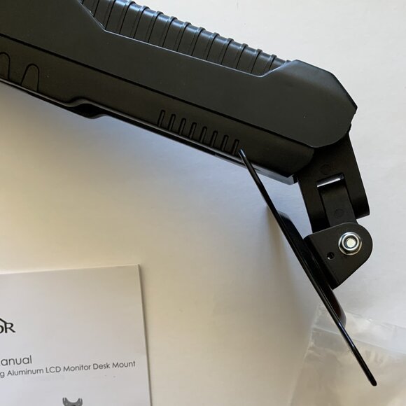 SIMBR Monitor Arm Desk Mount Stand for 15"- 27" LCD Screen 6kg/13lbs Max Weight - Picture 7 of 8